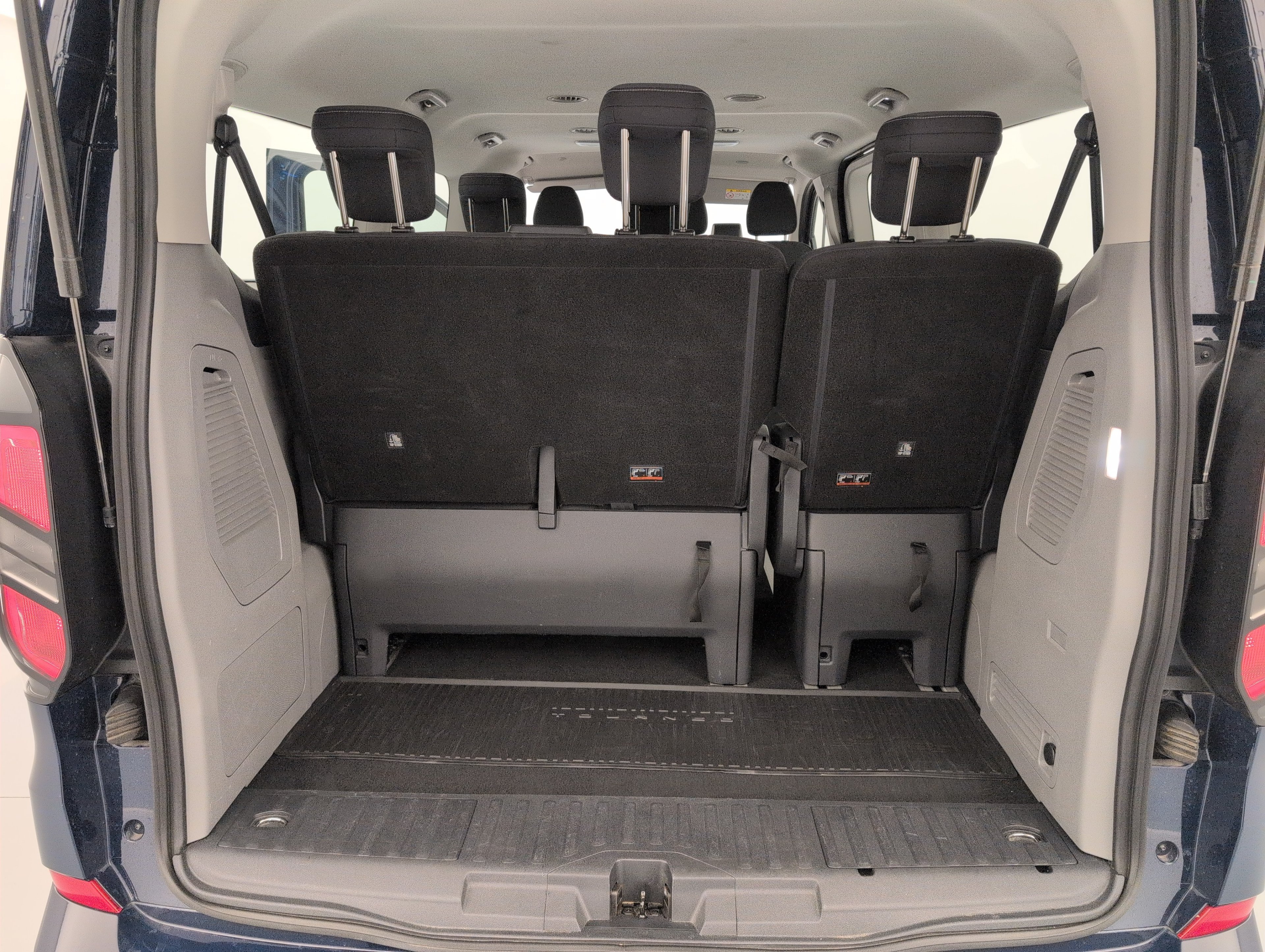 Ford Tourneo Custom 320 L2H1 2.0 EcoBlue 150CH Titanium-13