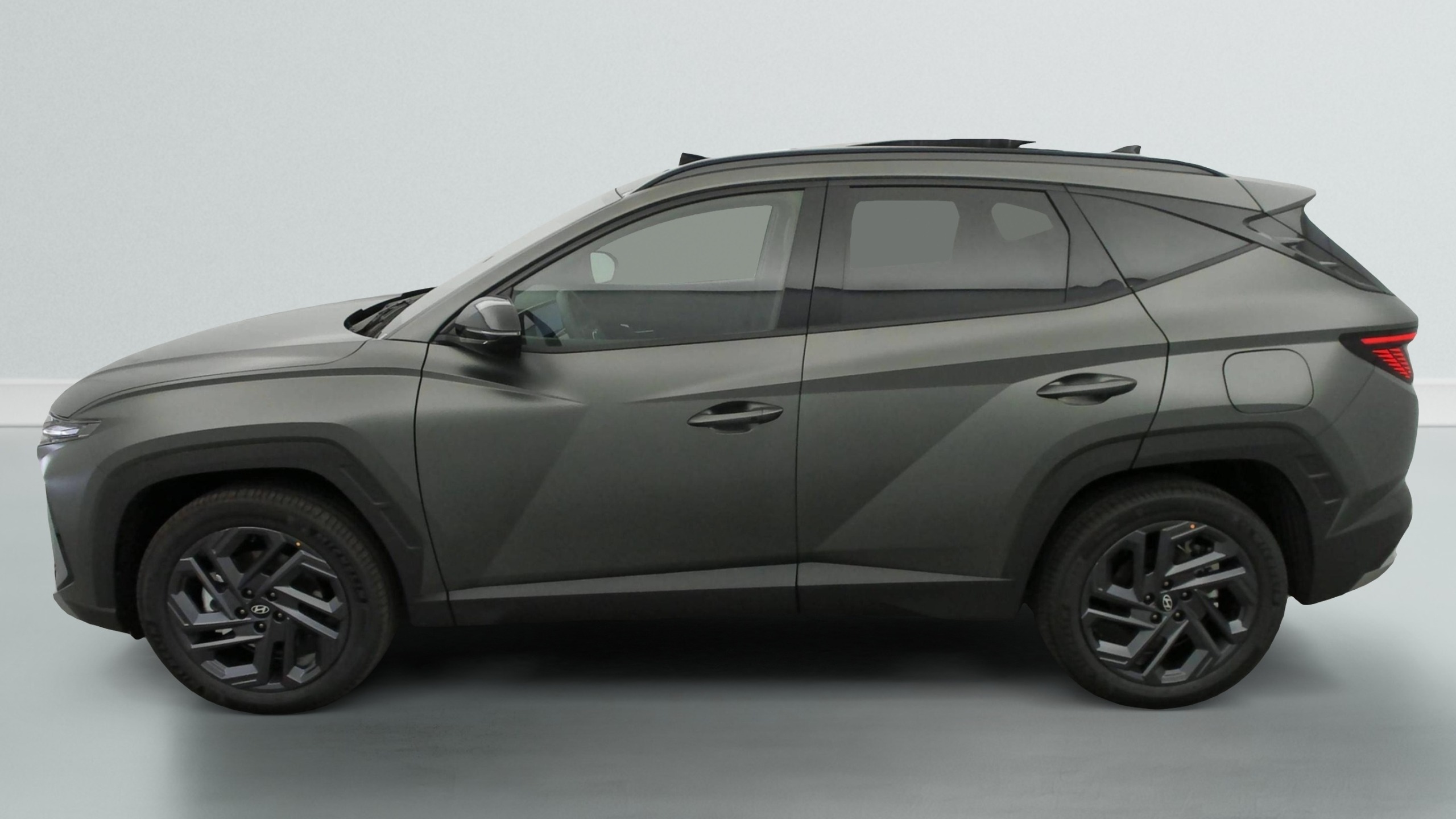 Hyundai Tucson 1.6 T-GDI 215 Hybrid BVA6-04