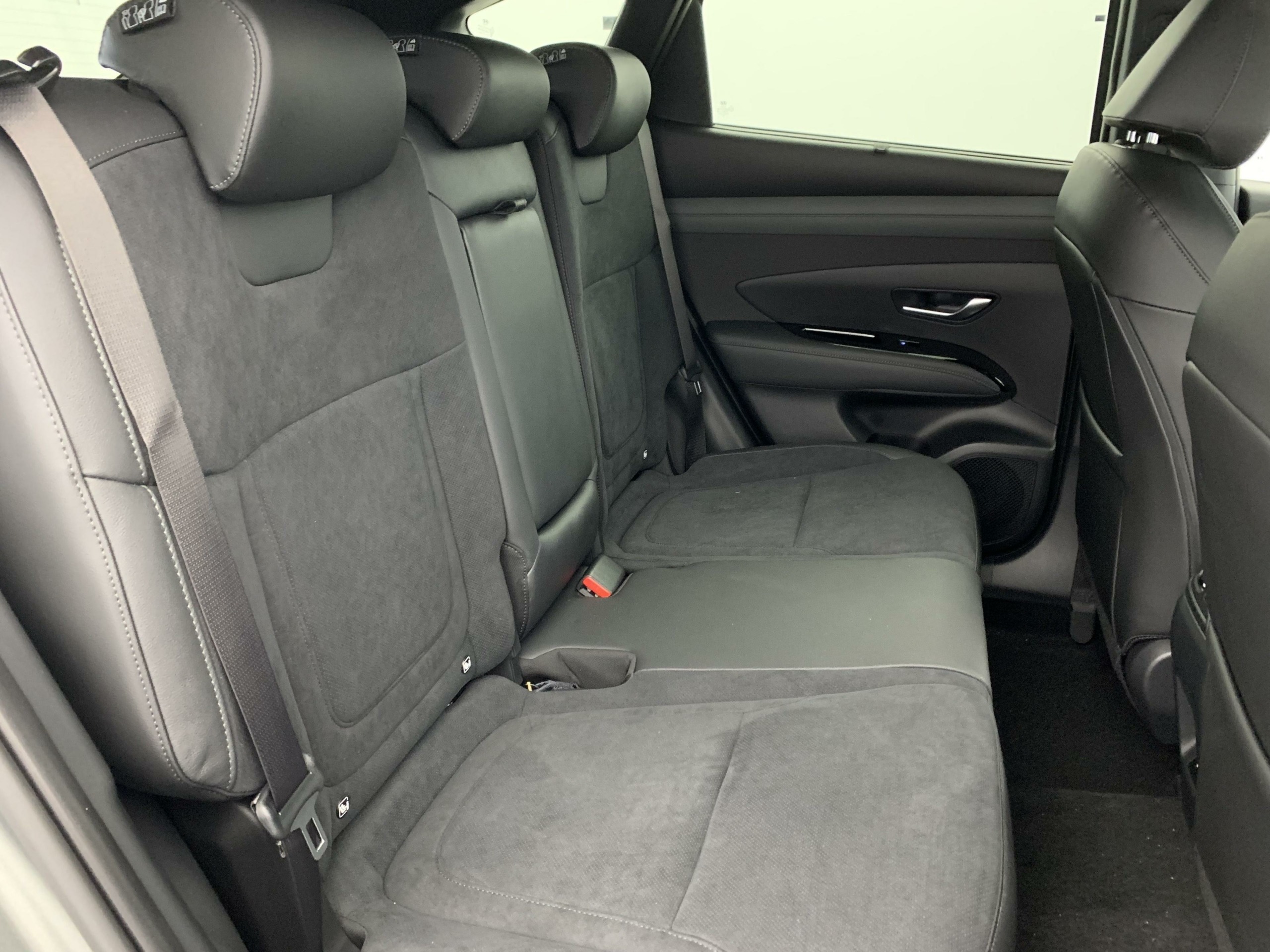 Hyundai Tucson 1.6 T-GDI 215 Hybrid BVA6-10