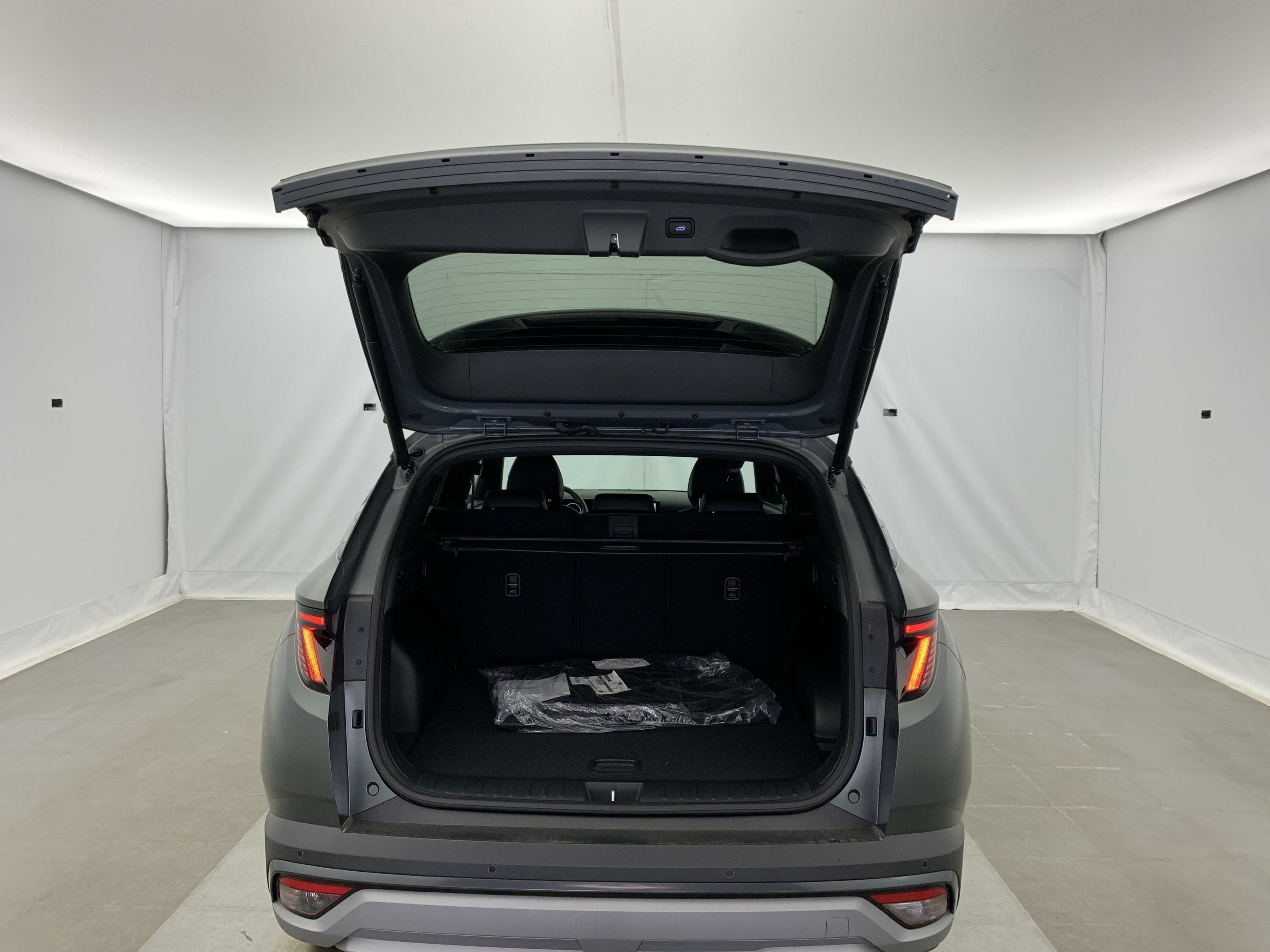 Hyundai Tucson 1.6 T-GDI 215 Hybrid BVA6-11