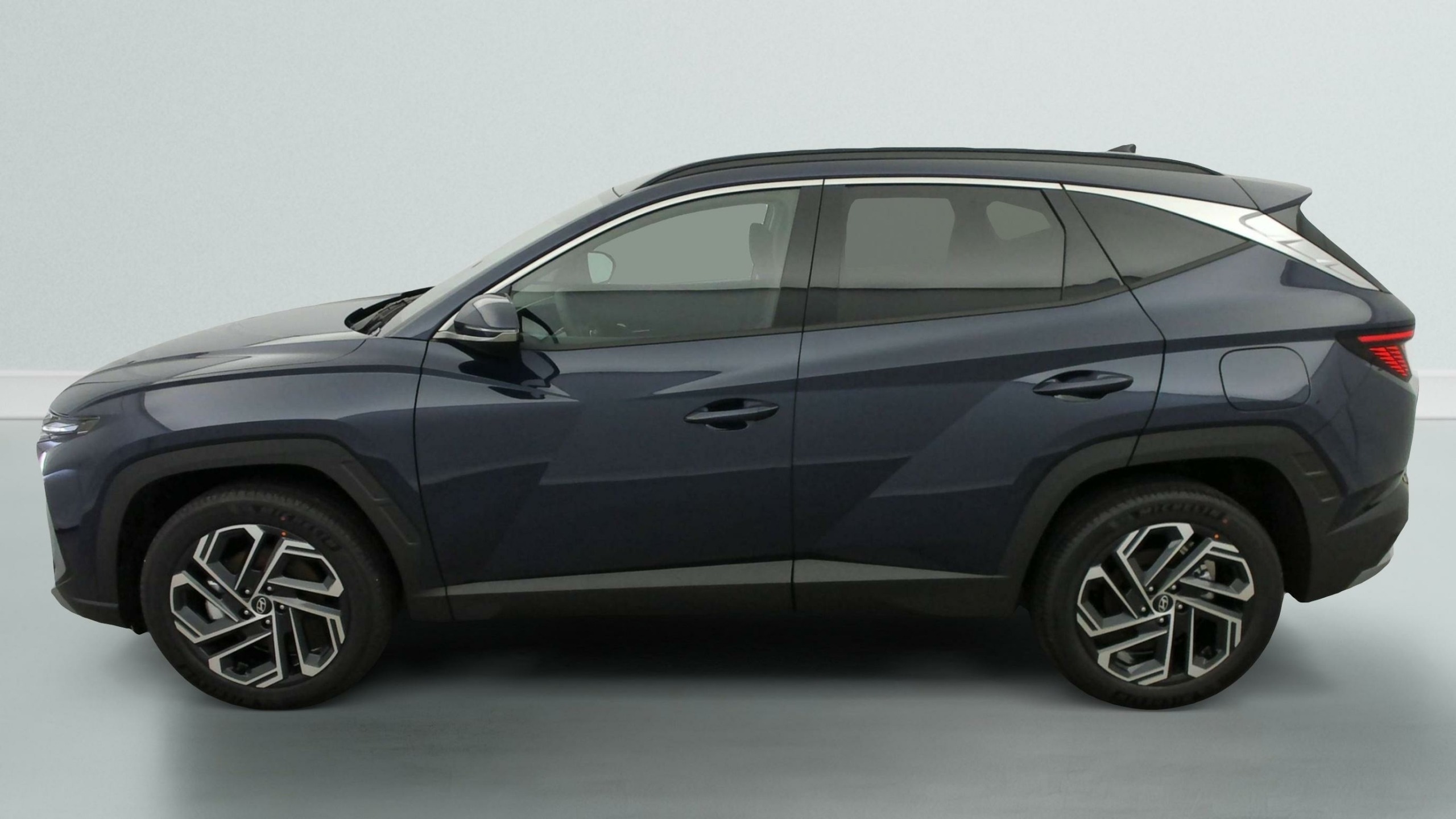 Hyundai Tucson 1.6 T-GDI 239 Hybrid BVA6 Creative 04
