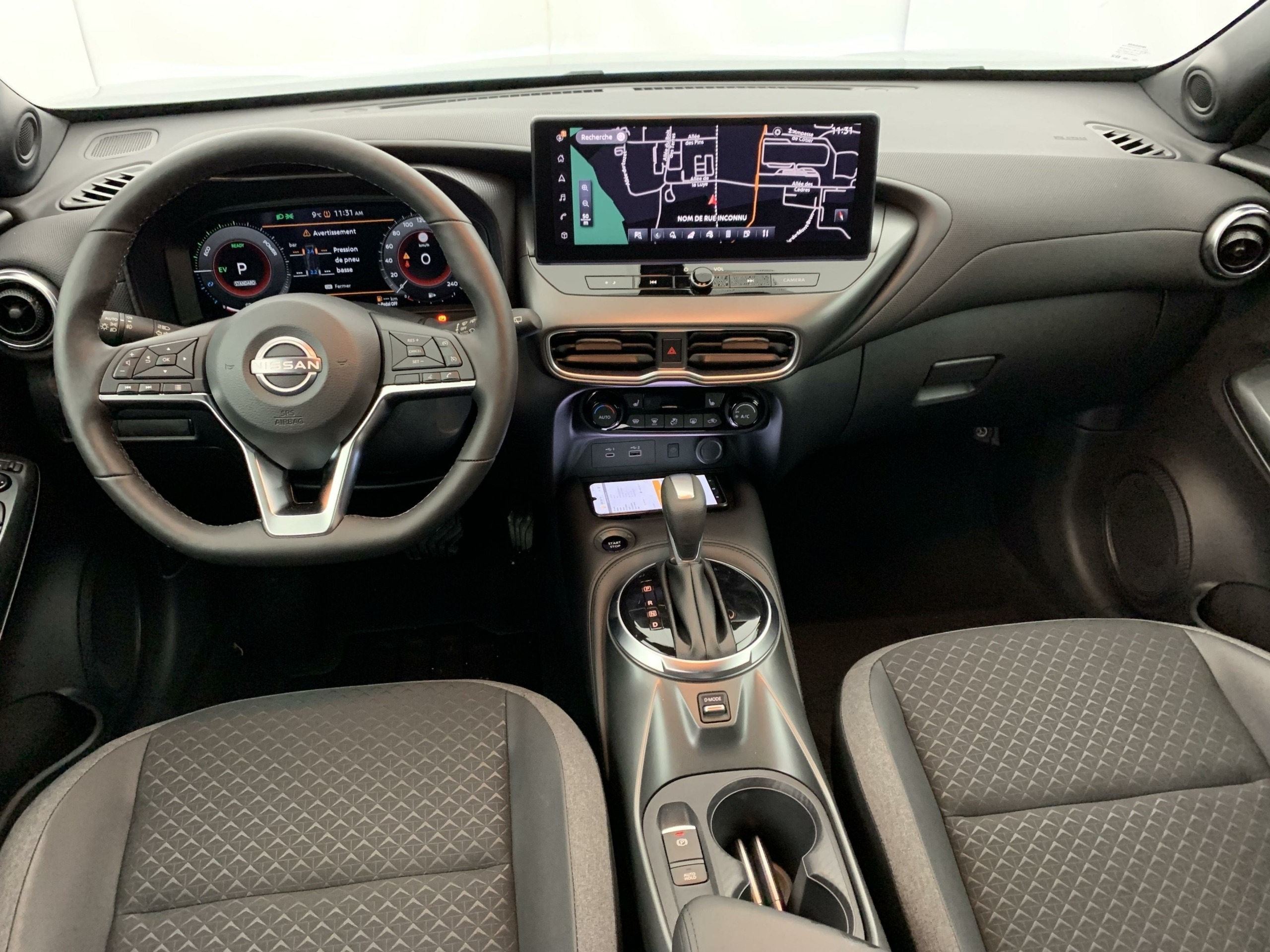 Nissan JUKE HYBRID 143 N-CONNECTA-09