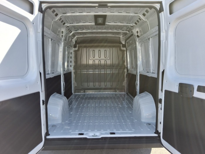 Peugeot BOXER FOURGON FGN 3.5 T L2H2 140 S&S BVM6-09