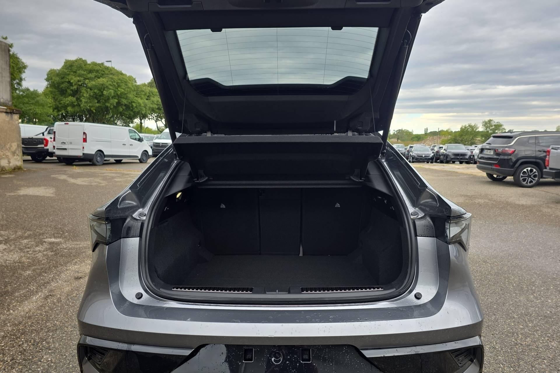 RENAULT Rafale E-Tech full hybrid 200ch esprit Alpine-11