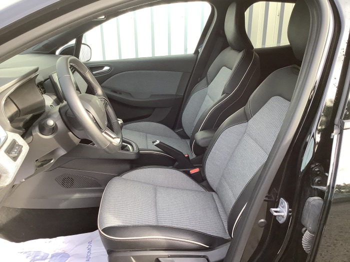 Renault CLIO V TCe 90 ch GSR2 Techno-10