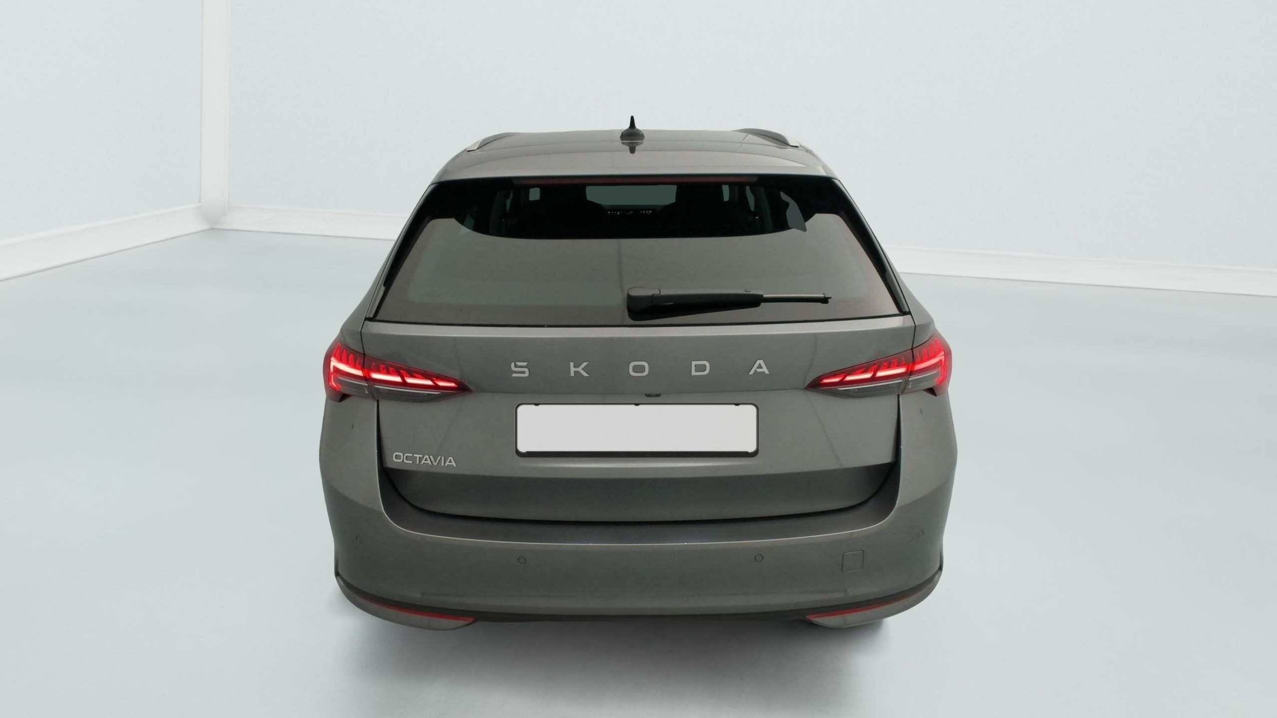 Skoda Octavia Combi 2.0 TDI 150CH-06