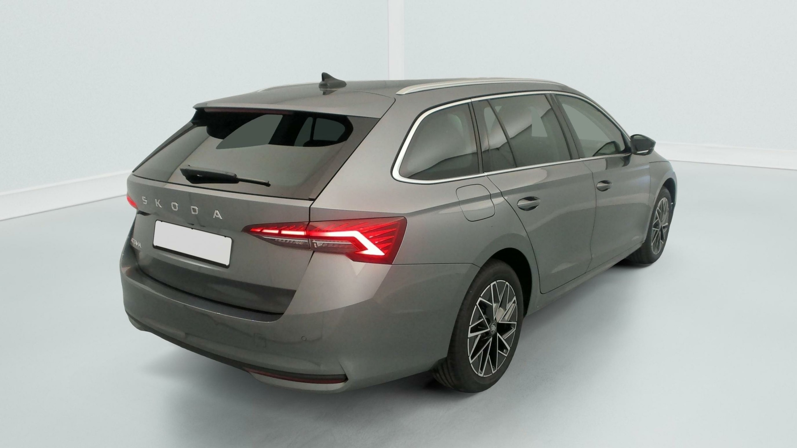 Skoda Octavia Combi 2.0 TDI 150CH-07