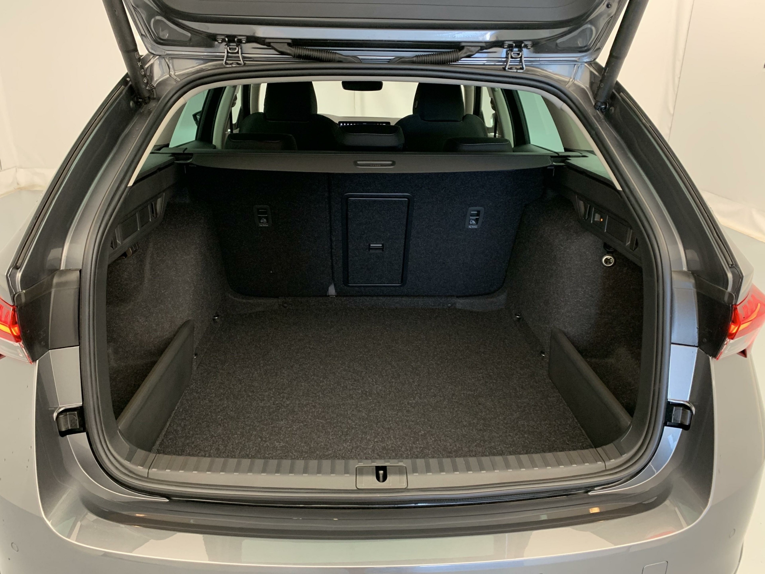 Skoda Octavia Combi 2.0 TDI 150CH-11