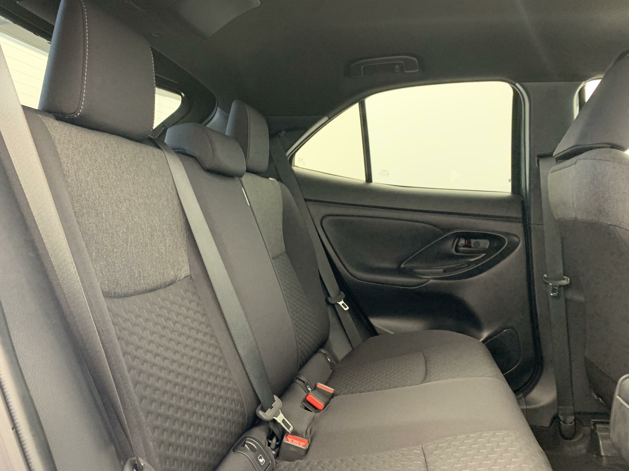 TOYOTA Yaris Cross Hybride 130h 2WD Design-10