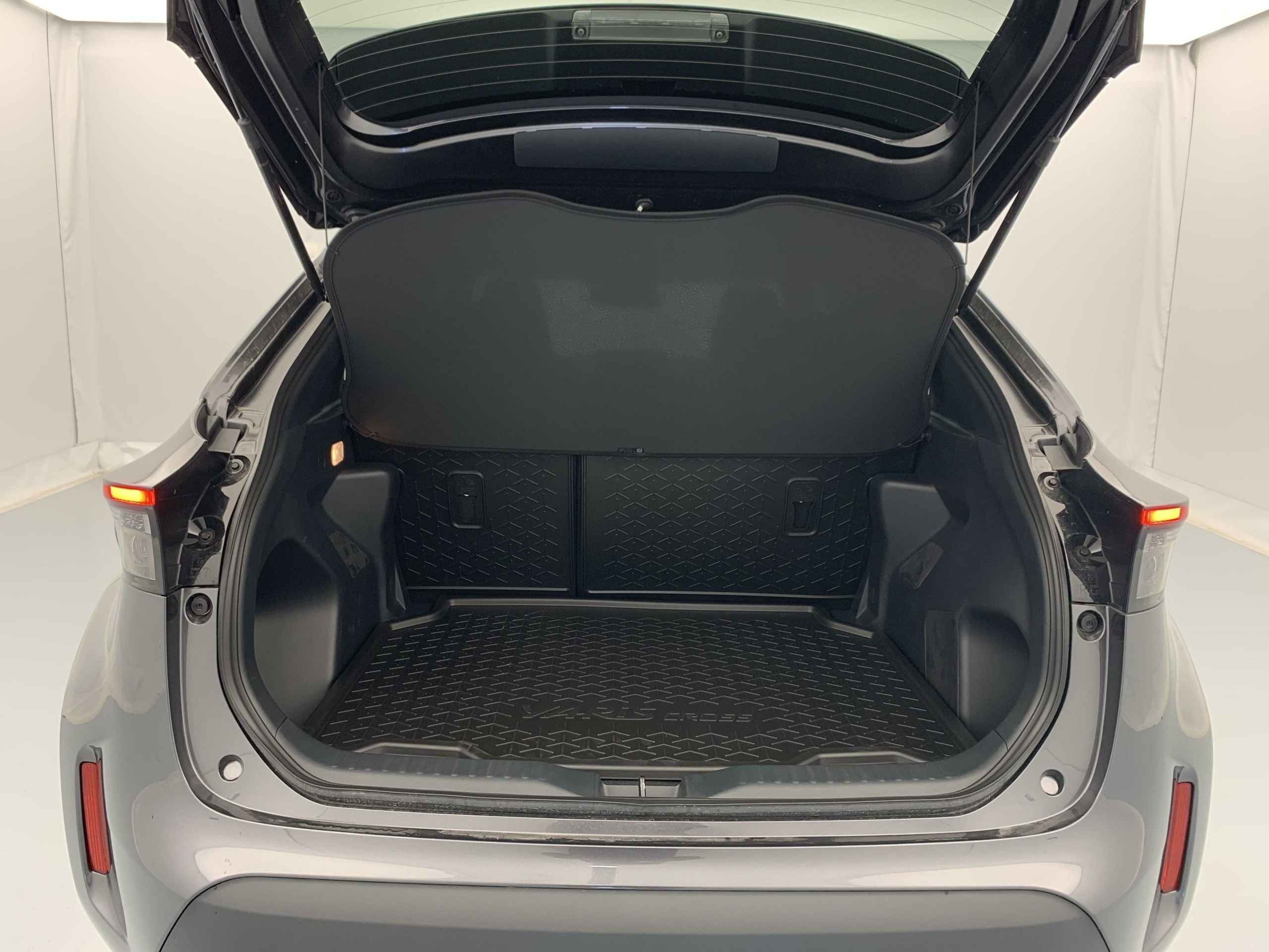 TOYOTA Yaris Cross Hybride 130h 2WD Design-11