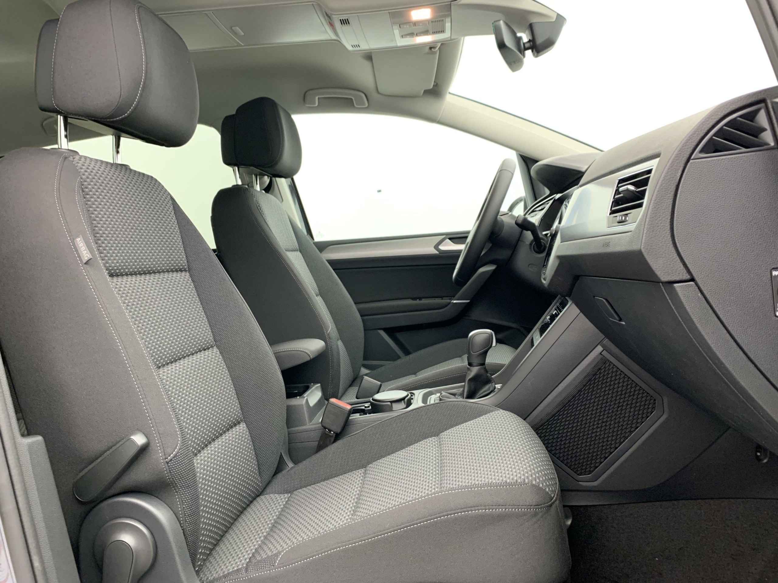 VOLKSWAGEN TOURAN 1.5 TSI EVO 150 DSG7 7PL VW EDITION-09